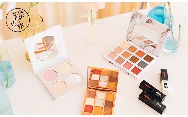 开美容美甲店赚钱吗,女生开美甲店赚钱吗