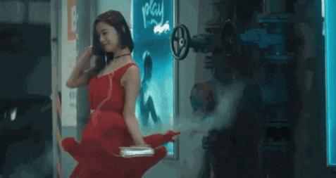 32岁的李成敏被称为亚洲第一美女,亚洲第一美人李成敏健身照片