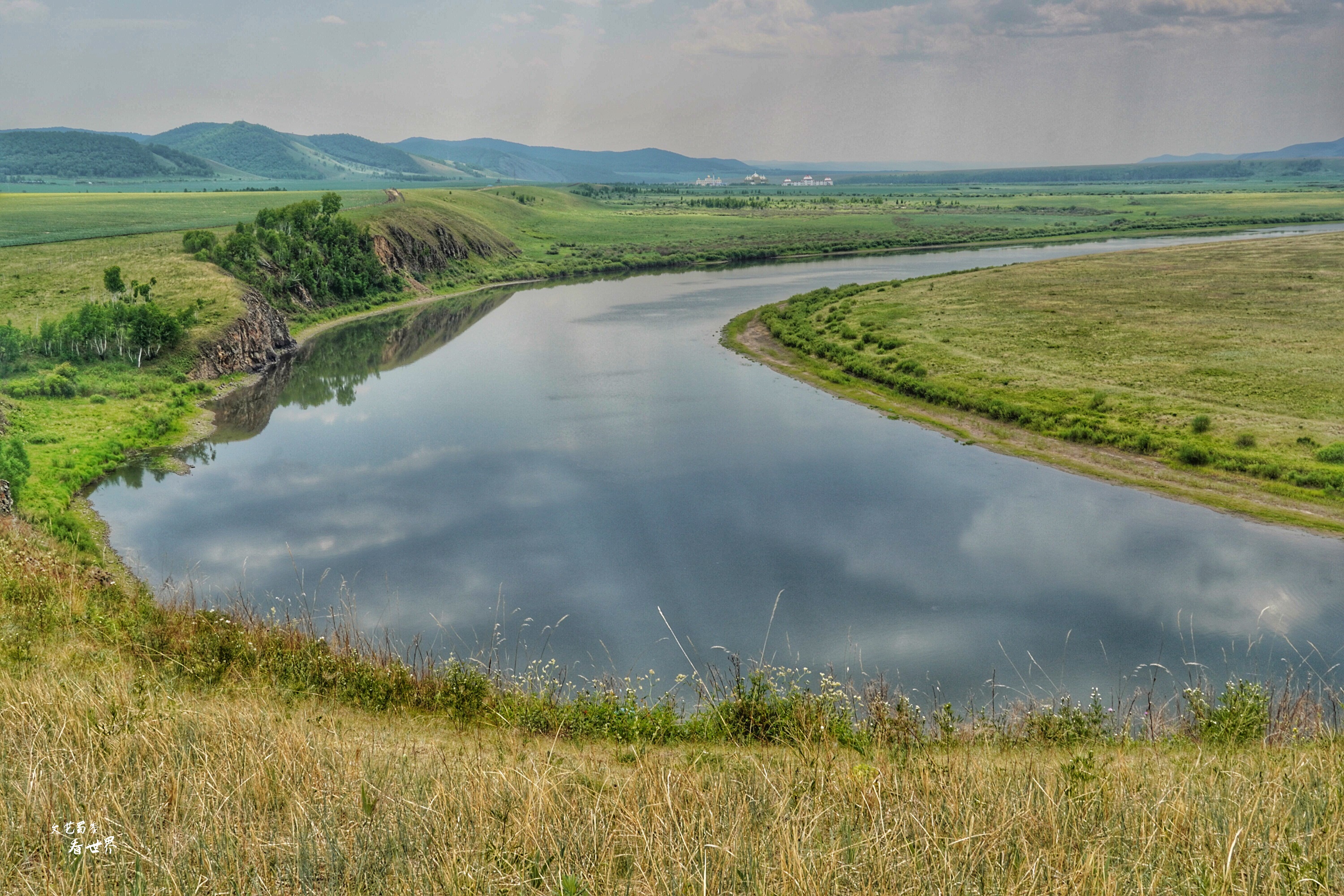 额尔古纳河离呼伦贝尔大草原远吗 (额尔古纳草原深度游)