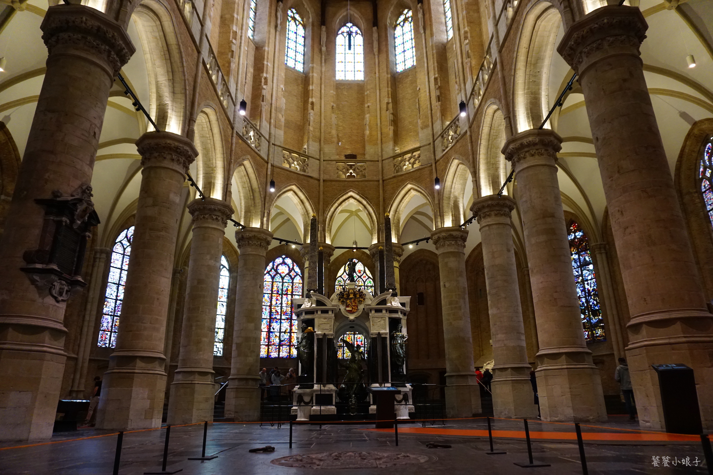 为什么荷兰足球这么强,荷兰足球队为什么穿橙色