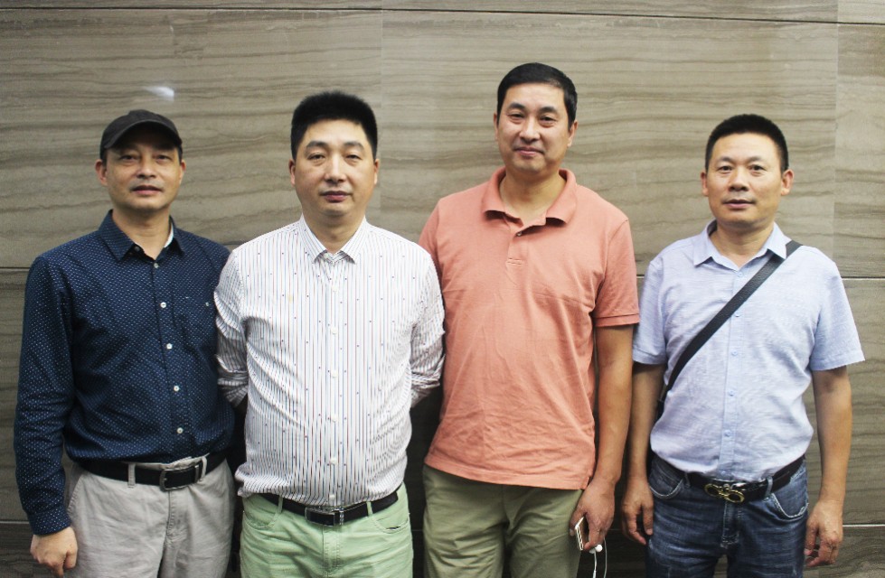 静松播报｜潜江市委常委王玉梅一行到访四川省湖北商会