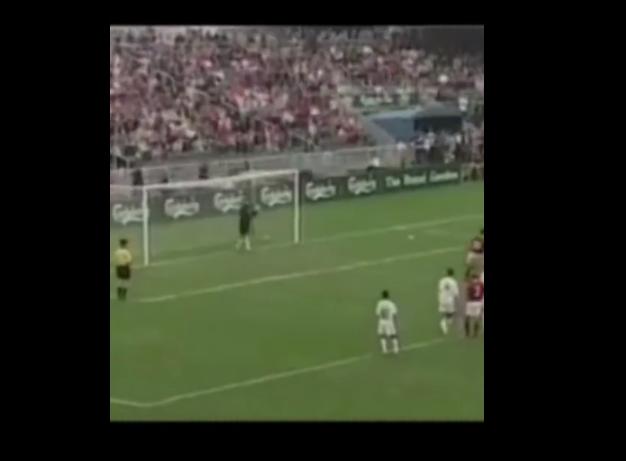 赞赏罚失点球的公平竞赛精神,故意踢丢点球完美的诠释公平竞赛