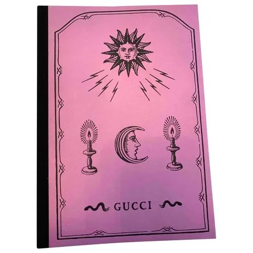 “开学买个好看的笔记本，我就会认真学习了”