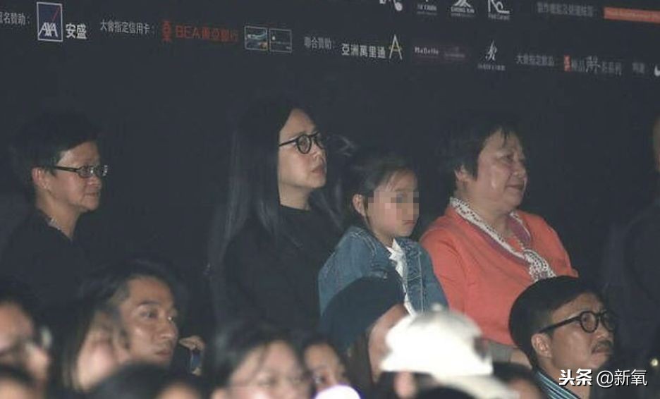 刘德华演唱会失声痛哭完整版后续,刘德华2018演唱会哭片段