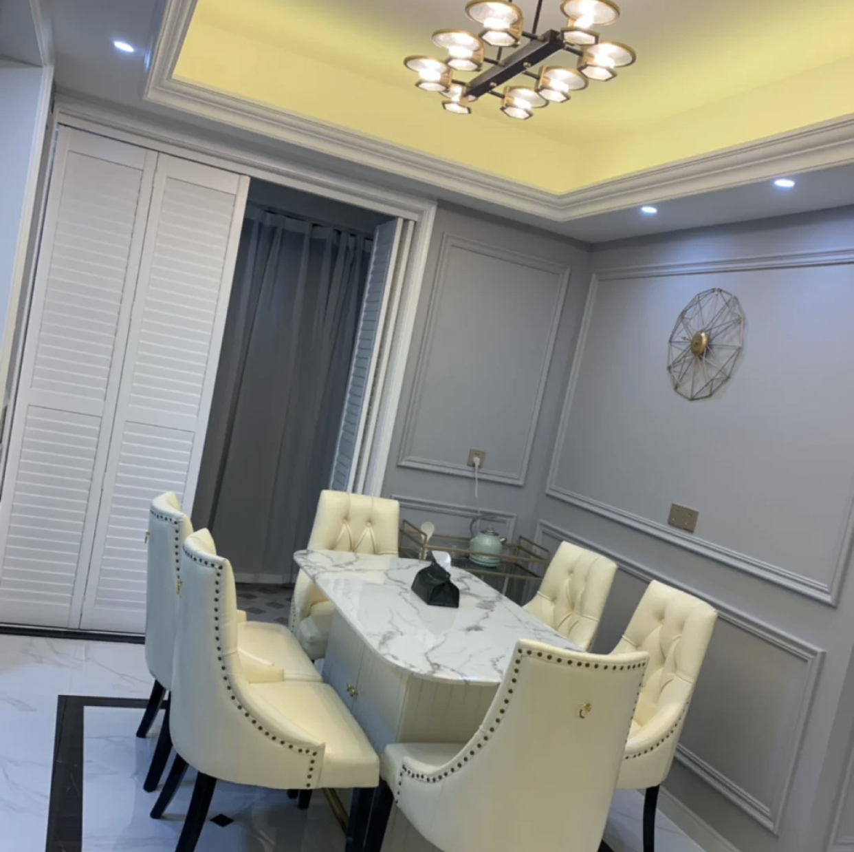 卫生间太小放不了卫浴柜,卫生间太小放不下浴缸