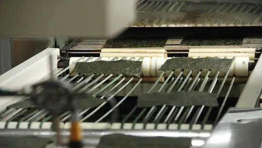 海苔和紫菜到底啥区别,紫菜和海苔的区别大全