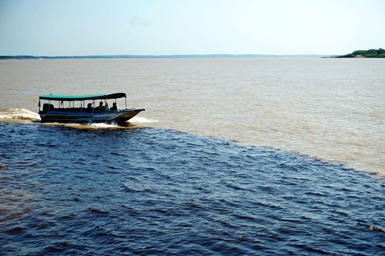 足球王国是哪个国家,哪个国家有足球王国之称