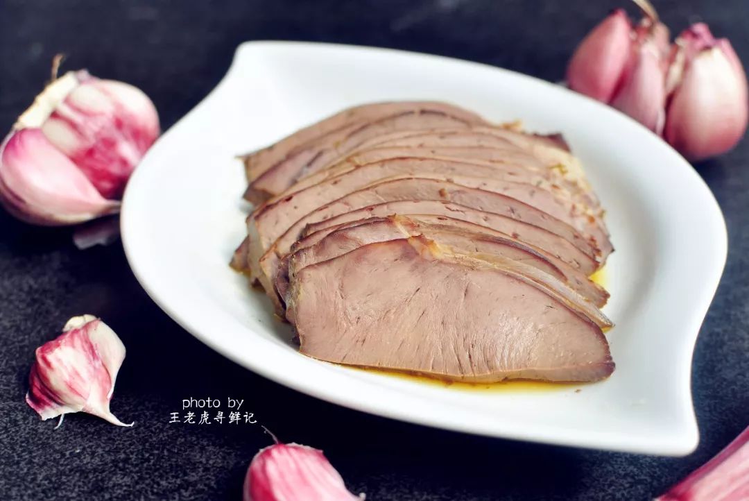 家庭卤肉卤猪心,卤好的猪心