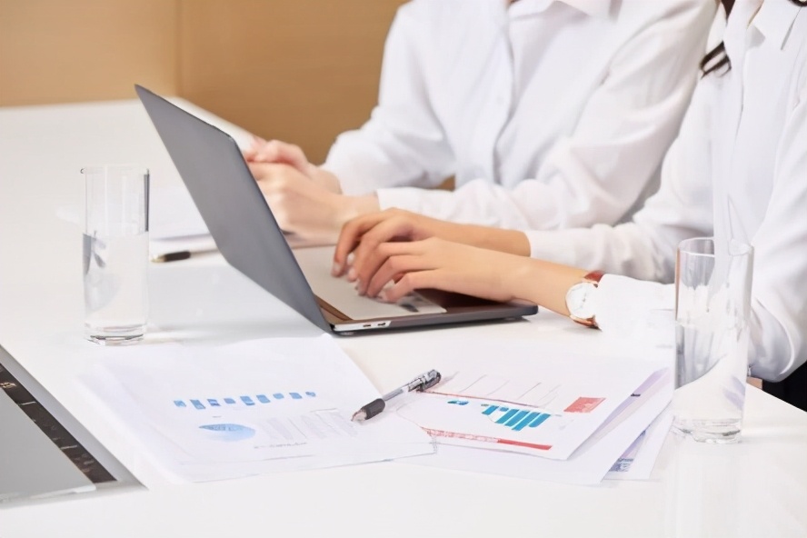 员工福利温暖人心,员工福利慰问