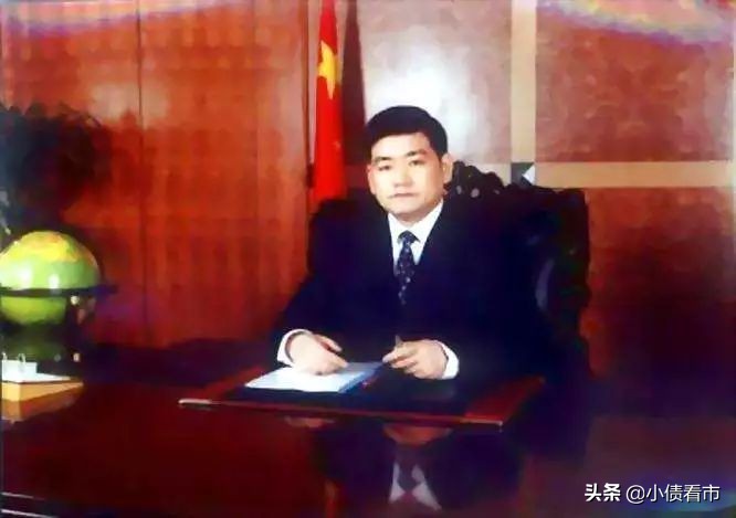 500亿资产“重庆摩帮”巨头跌落神坛，传奇人物涂建华被处分