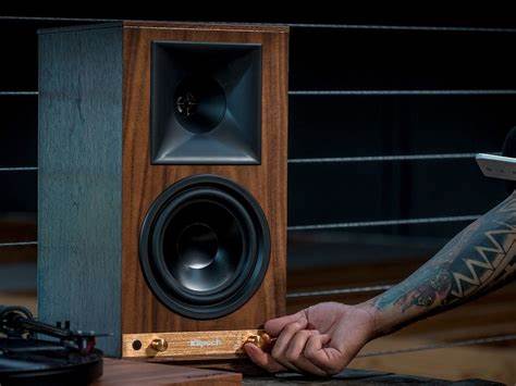 杰士thesixes是蓝牙音箱吗,科技感设计风格蓝牙音箱