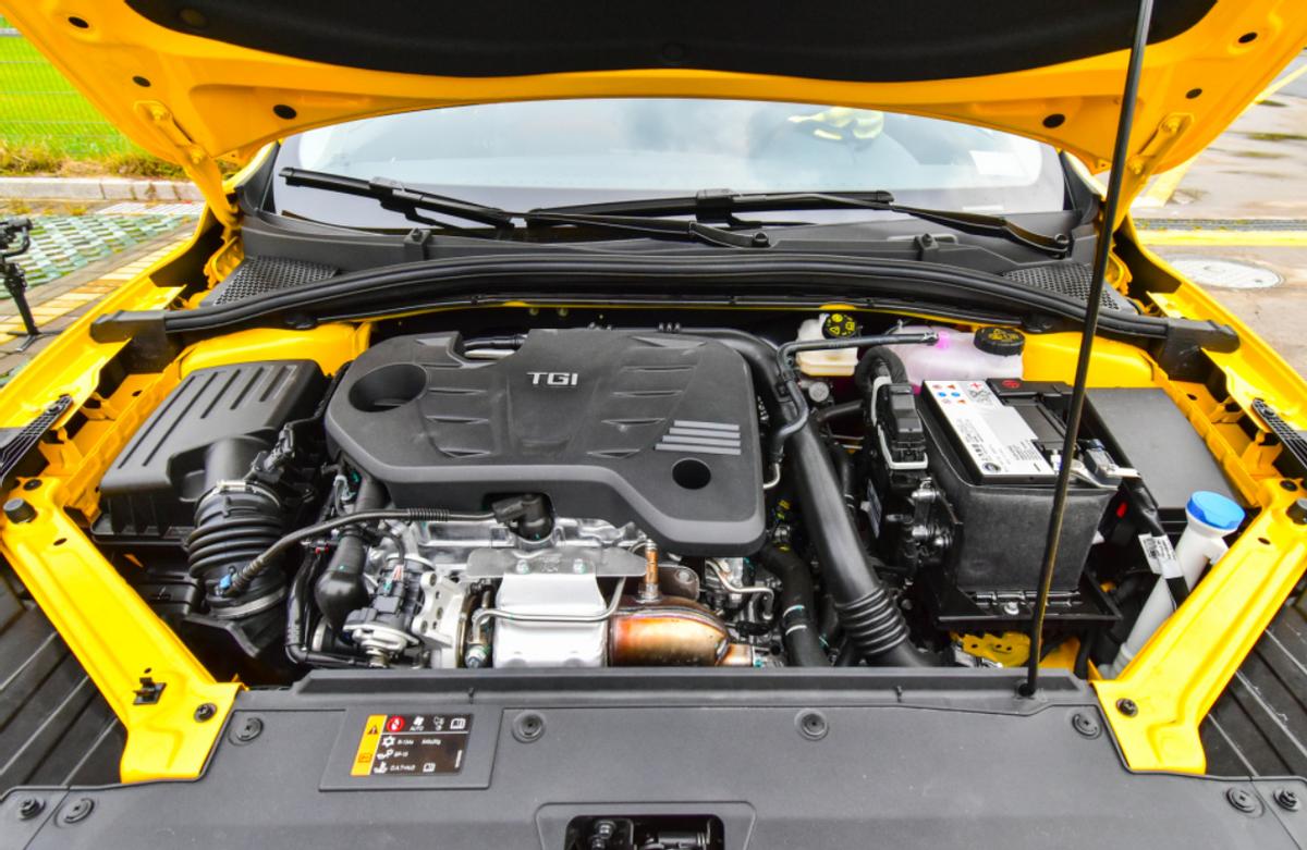 mg5青春风尚版手动试驾车,mg521款青奢风潮版试驾