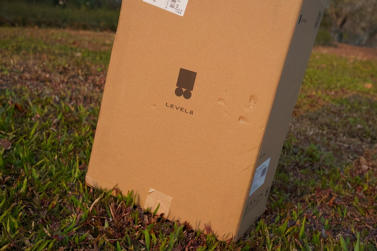 出差好物共享—地平线8号行李箱新玩法