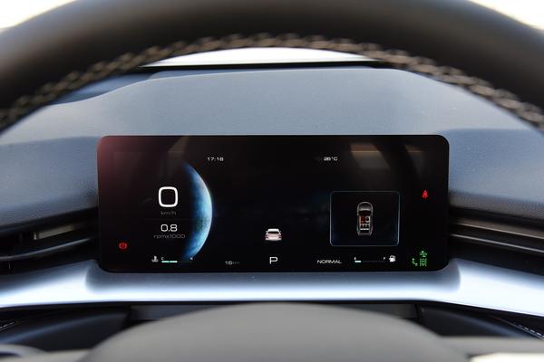 哈弗h6自动跟车功能怎么用,哈弗h6适合代步吗