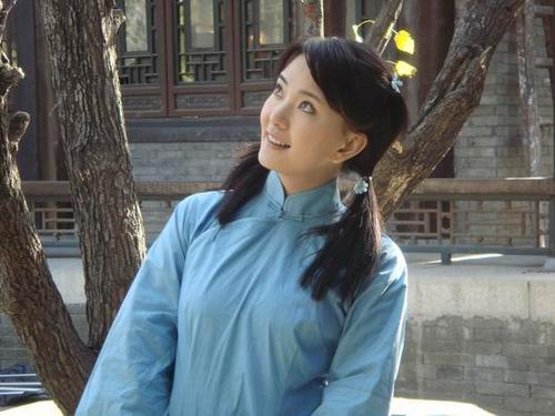 一本《采桑子》，道尽了世家的繁华和落寞