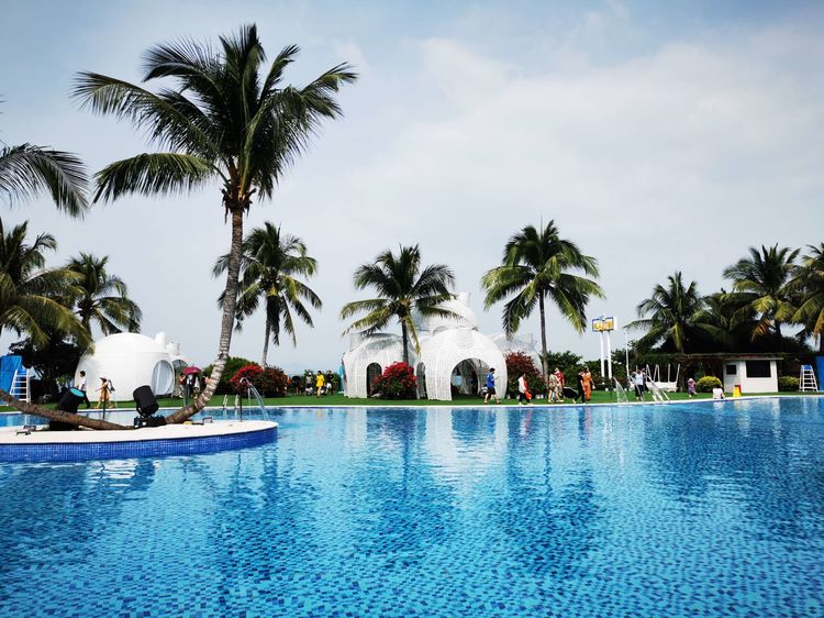 三亚冲浪旅行攻略,去三亚旅游看海