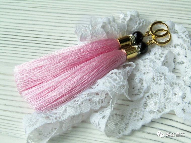 珠宝店的真丝流苏耳环，3步教你轻松完成