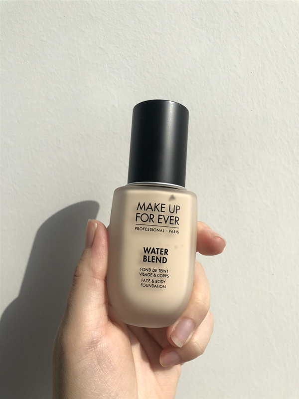 黄白皮适合兰蔻哪一款的粉底液,兰蔻持久粉底液黄河白