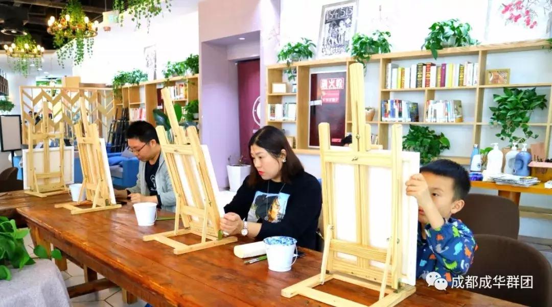 追梦新时代圆形主题绘画,追梦新时代主题绘画四年级彩铅