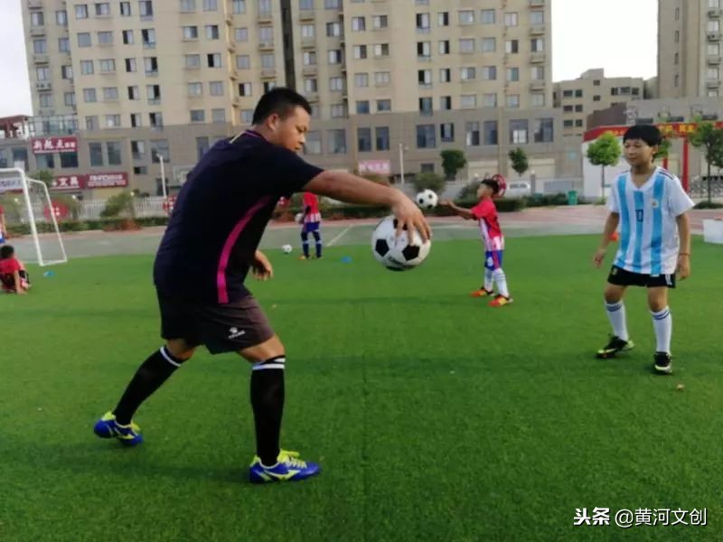 小胡、小胡｜时兆娟