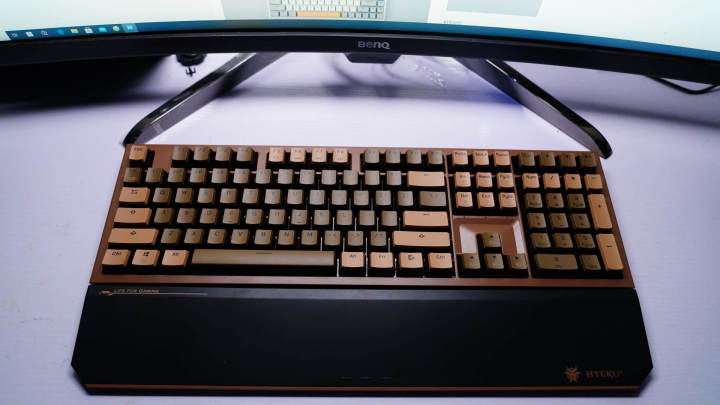 升级还是降级？从罗技到黑峡谷——小巧全键，双模为王