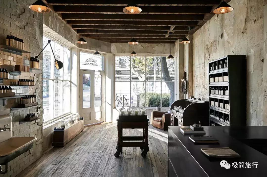 牙刷不消毒再贵的电动牙刷也白搭,牙刷不消毒的危害