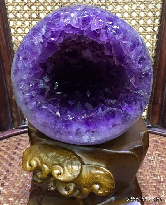 二氧化硅为什么是共价晶体,玻璃是什么状态的二氧化硅