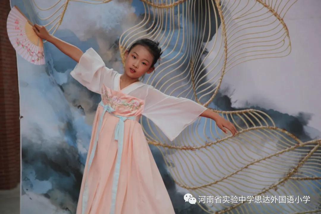 省实验中学思达外国语小学举行庆祝“六一”儿童节校园艺术展演
