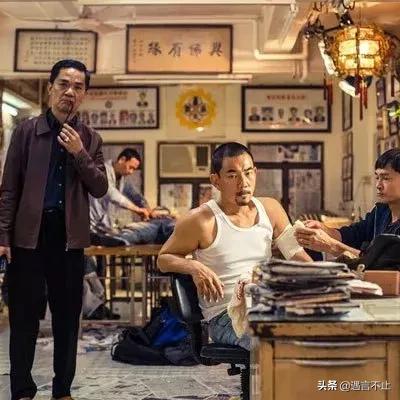 55岁再嫁豪门，命硬克夫、厉害难惹，什么样的女人活成了传奇