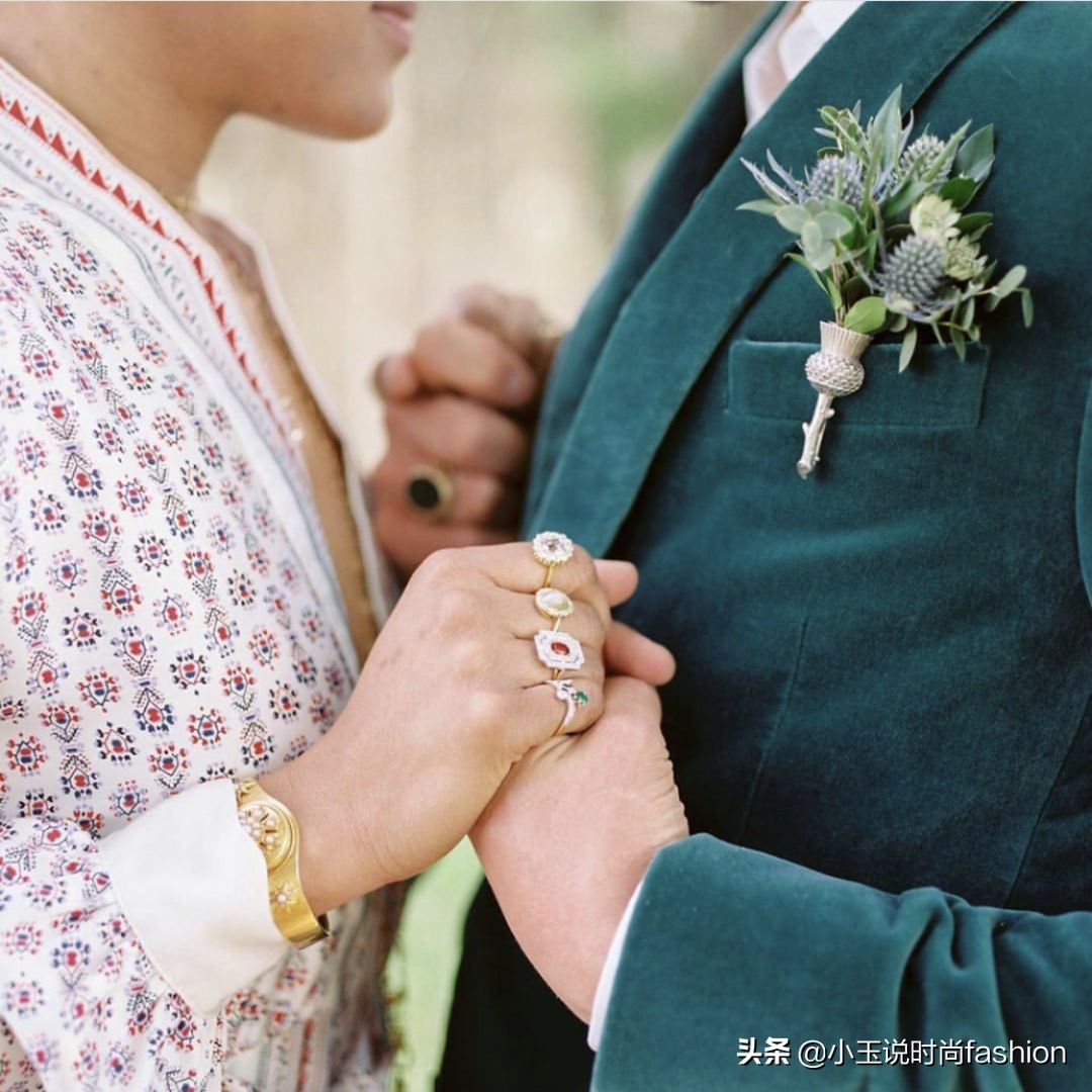 戒指戴在哪个手指上最合适,戒指的戴法和意义男女左右手