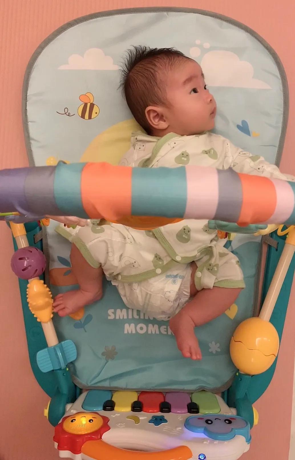 精打细算小孩,精打细算地花了很多钱