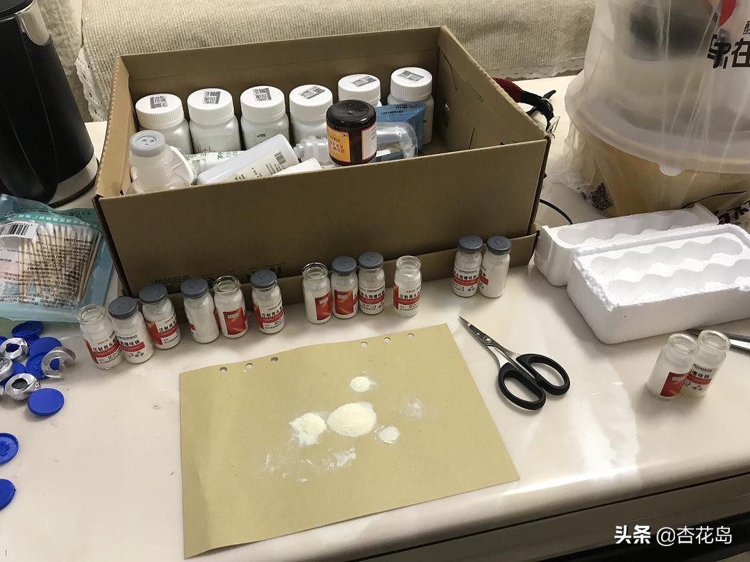 为什么喝酒后不能吃头孢,使用头孢类抗生素期间不能饮酒