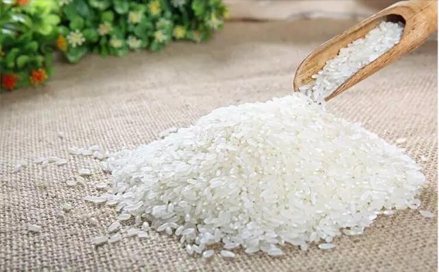 天气不好如何让鞋子速干,让鞋子速干小妙招