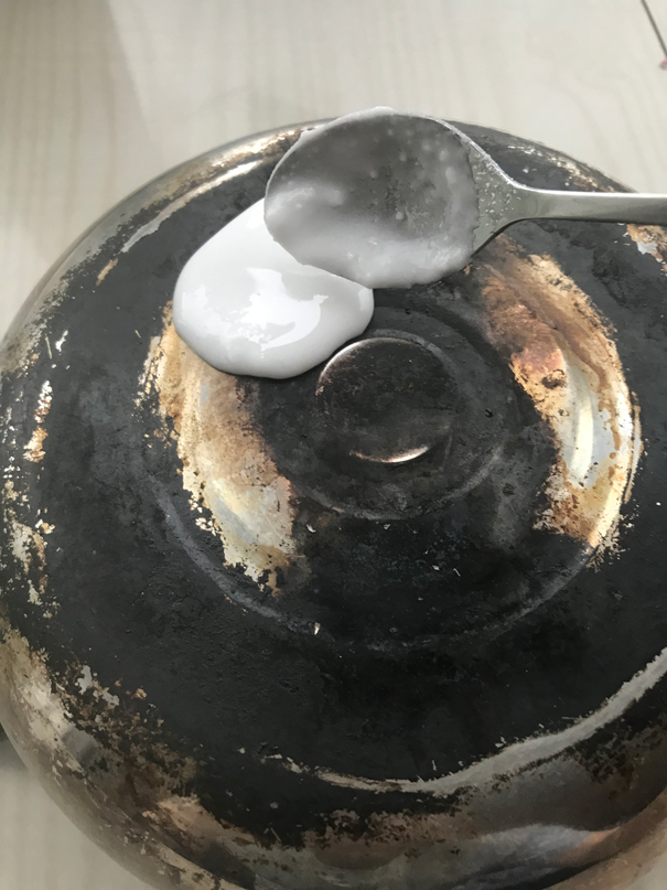 锅底也要锃亮,锅底灰不怕黑