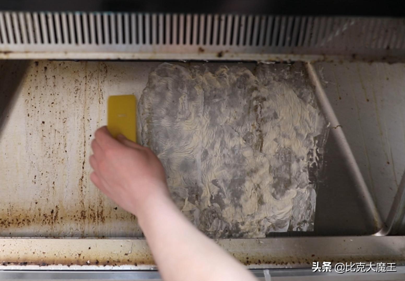 油烟机顽固油污清理方法妙招,油烟机油污怎么快速清理