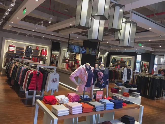 首创奥莱五一嗨购节演出,国庆节首创奥莱排队