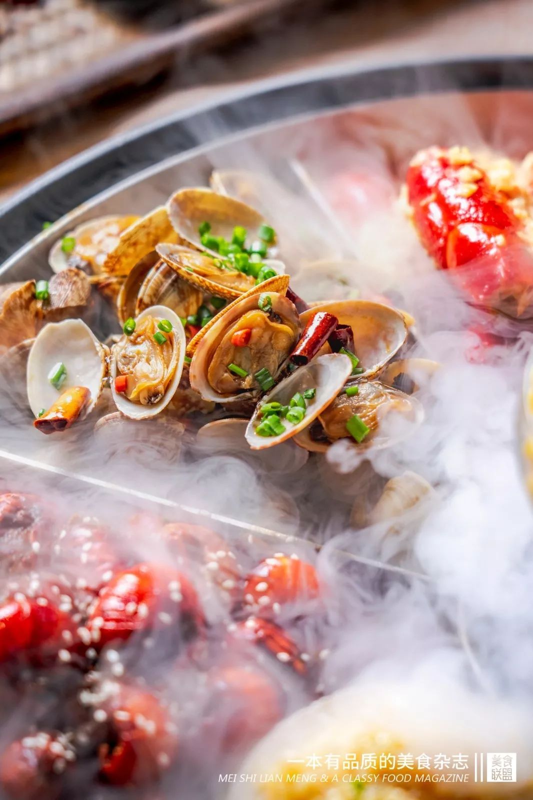 凌晨5点从尼罗河空运到昆明的小龙吓店,居然在卖ysl口红,只要28