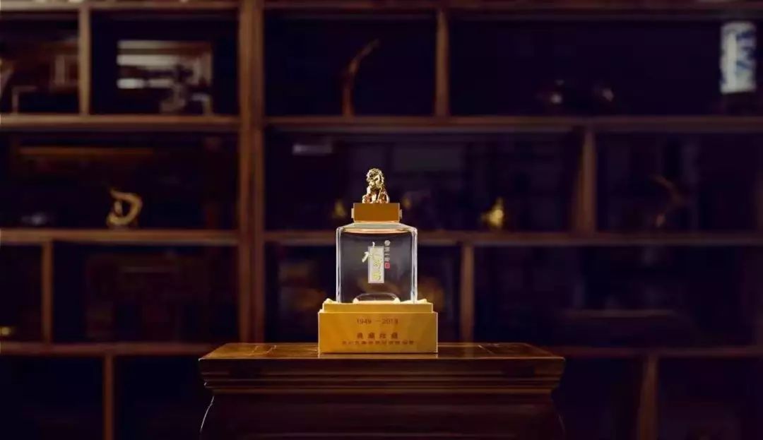 盘点70周年纪念酒，茅台被打假？