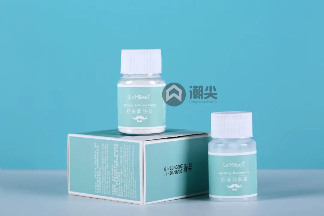 看你的小胡子这么可爱，一定是个男孩纸