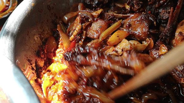 成都这些小店要关门的话，好多人会哭的！