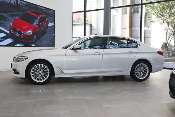 宝马5系xdrive530li落地全款,宝马5系li530视频