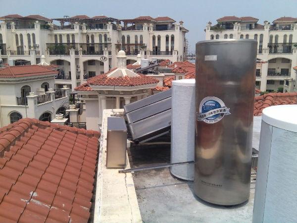 家用电热水器与燃气热水器优缺点,燃气热水器跟电热水器哪个耐用