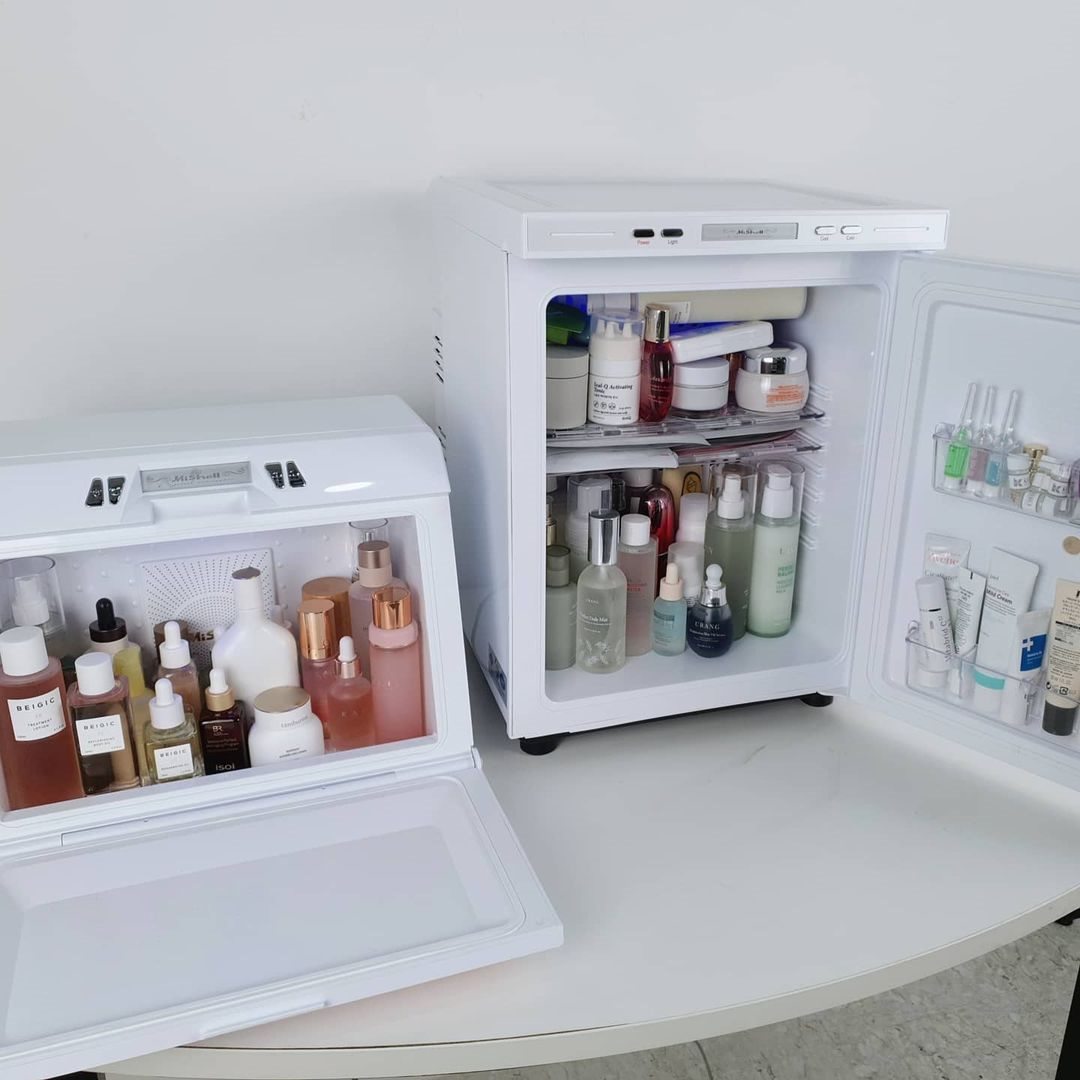 小姐姐沉浸式收纳化妆品,韩国小姐姐化妆品