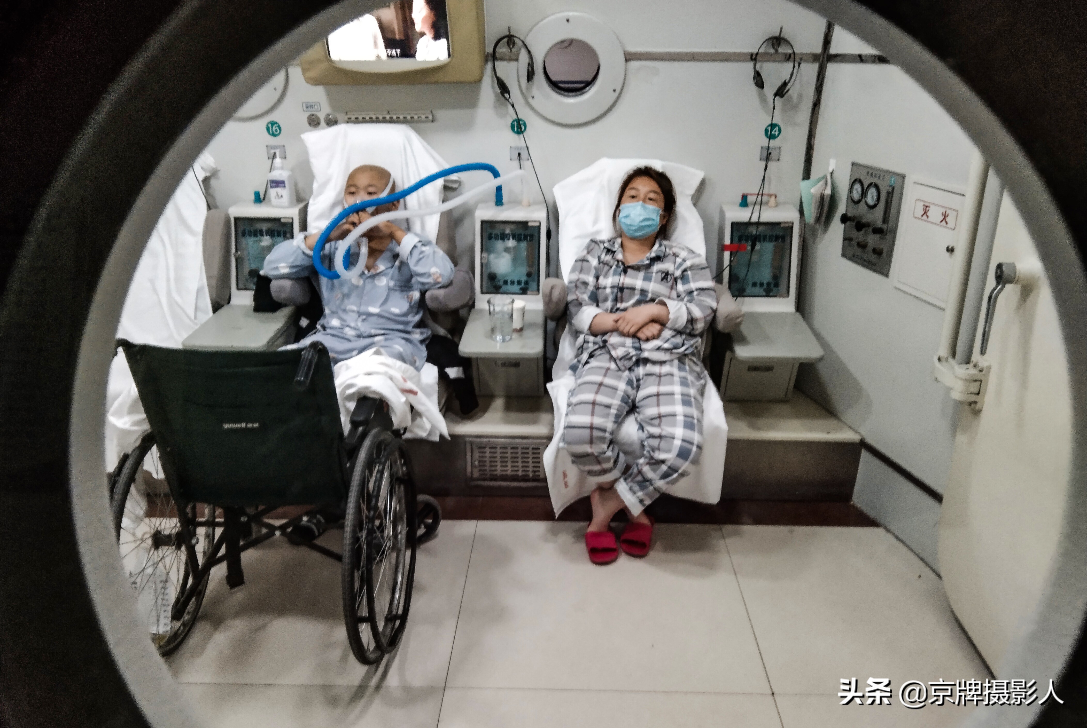 河北男子感谢救孩子,河北男子勇救三名落水女后续