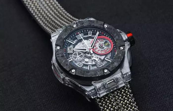 男人宁愿买最便宜的车，也要戴最贵的表，是我飘了吗？