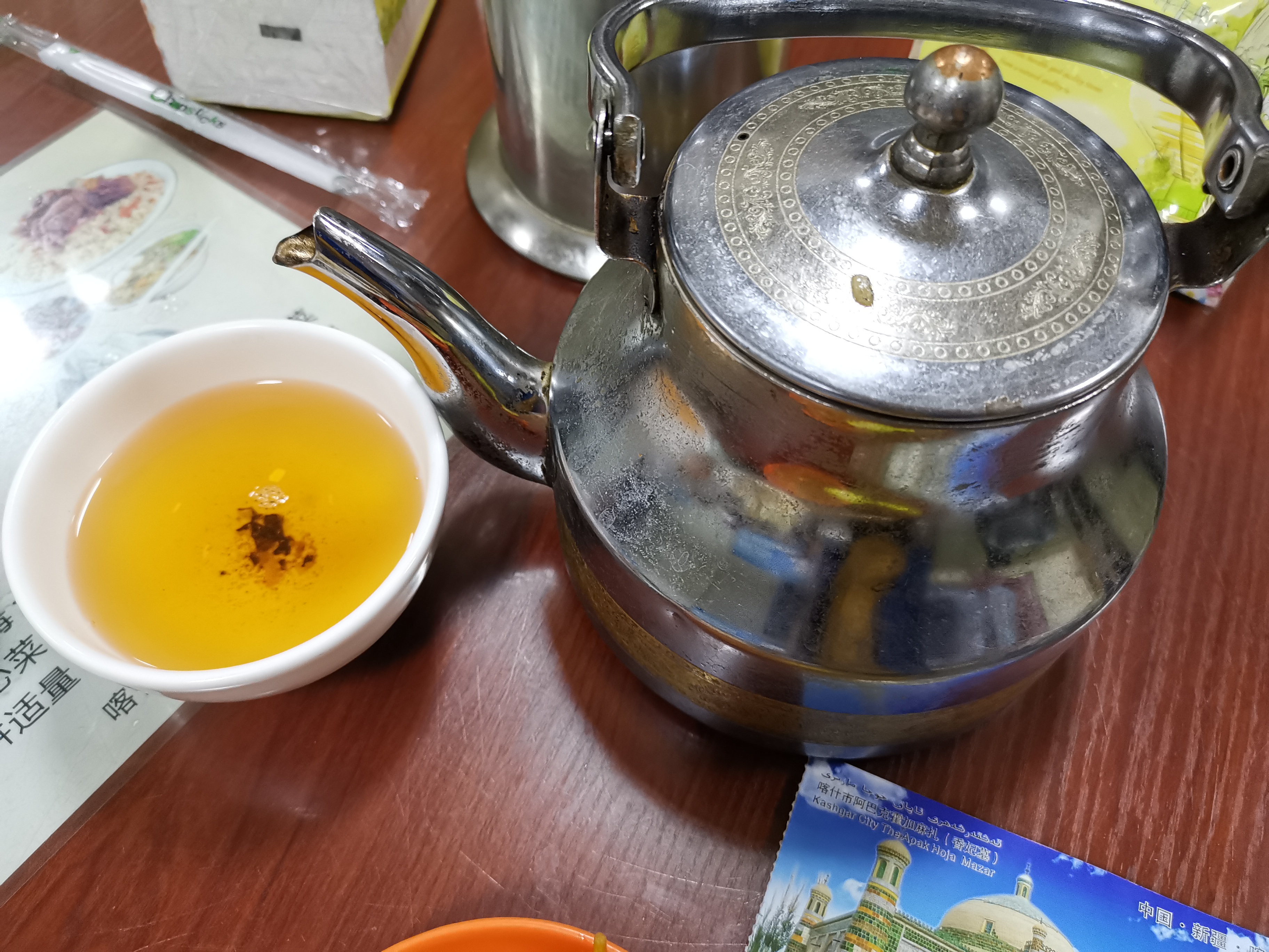 喀什古城南门艾力扎提抓饭美食,喀什艾力扎提抓饭有什么吃的