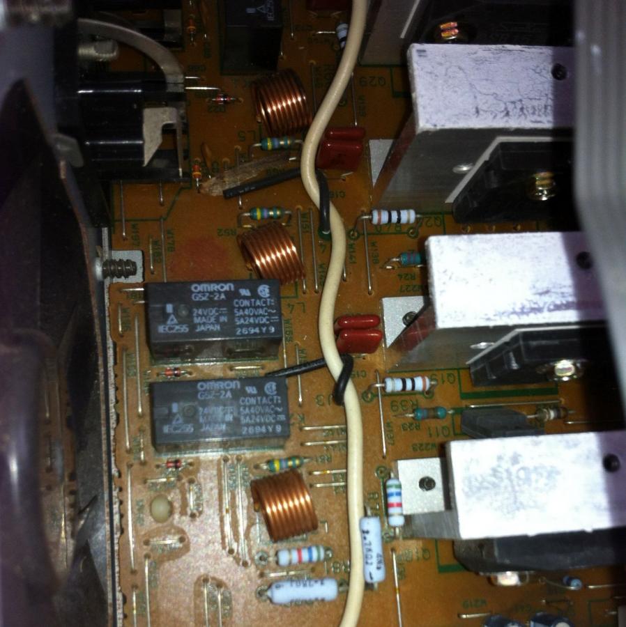 修一台建伍高端功放内部线路不亚于一台黑白电视机