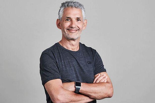 英国学者谈新冠病毒,英国专家新冠