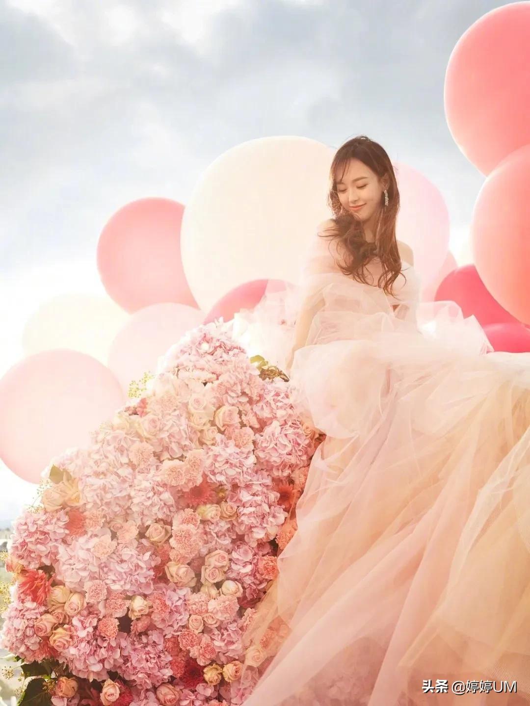 唐嫣，性感迷人、身材火辣、笑容甜美，这么好看的女人简直绝绝子