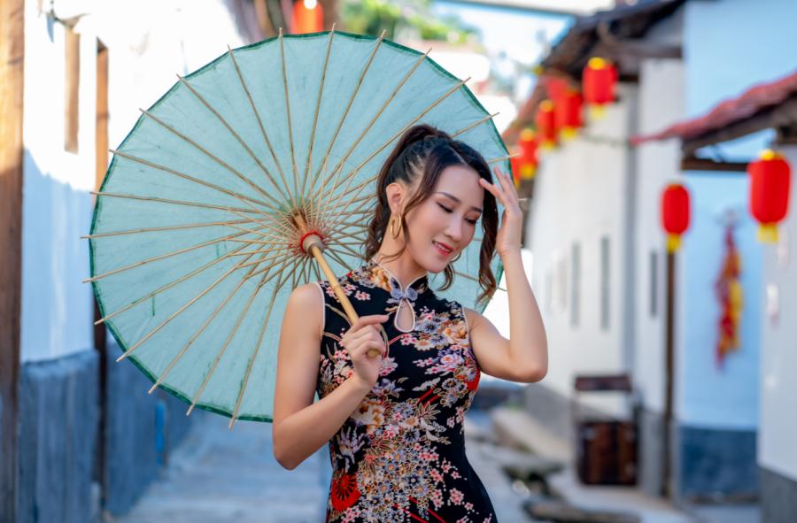 楹﹀厓鎽勫奖,楹﹀厓瑙嗛